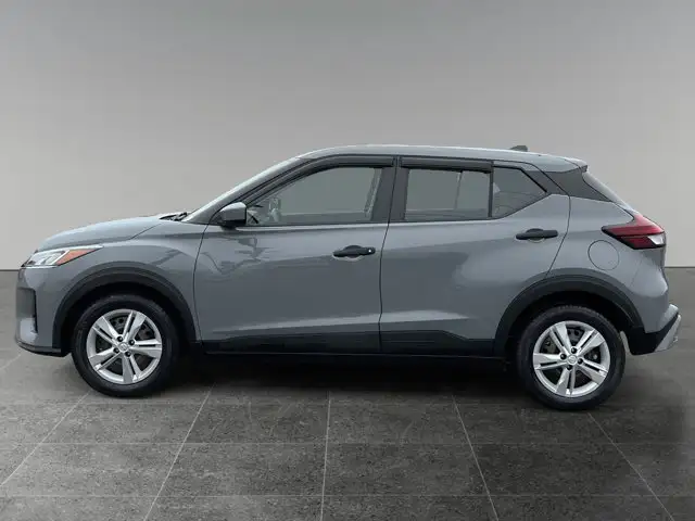 2021 Nissan Kicks S / FWD - Photo 2