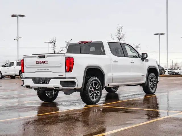 2026 GMC Sierra 1500 AT4 - Photo 8