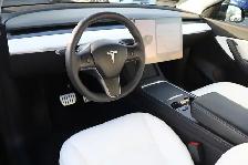 2021 Tesla Model Y - Photo 9