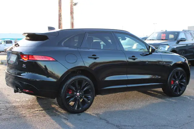 2020 Jaguar F-Pace - Photo 7