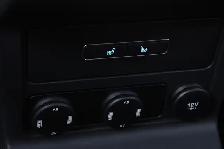 2020 Jaguar F-Pace - Photo 32