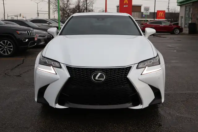 2017 Lexus GS - Photo 2