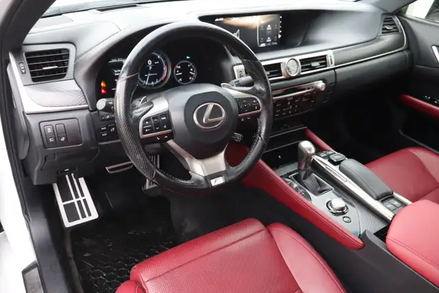 2017 Lexus GS - Photo 8
