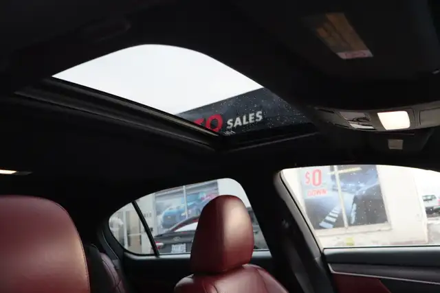 2017 Lexus GS - Photo 22