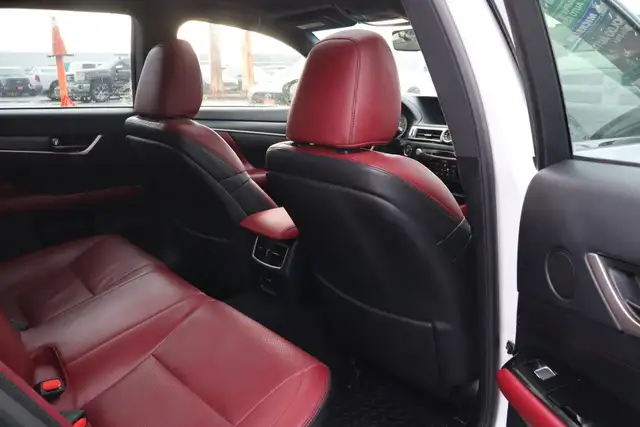 2017 Lexus GS - Photo 23