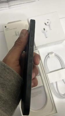 iPhone 16 Pro 128gb Airpods/Fast Charger/Delivery - Photo 2