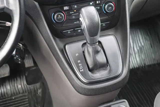 2019 Ford Transit Connect - Photo 15