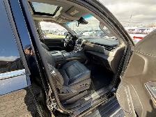 2018 GMC Yukon XL 4WD 4dr Denali - Photo 12