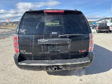 2011 GMC Yukon DENALI SUNROOF / RUNNING BOARDS / REAR CAMERA / L - Photo 4