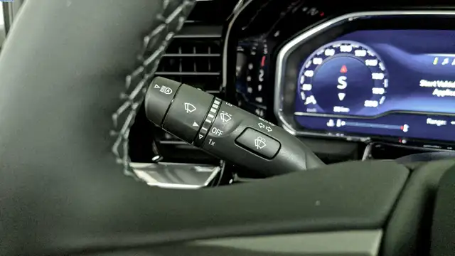 2025 Chevrolet Silverado 3500HD High Country - Photo 16