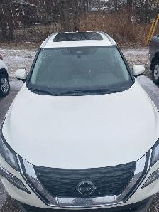 2023 Nissan Rogue - Photo 2