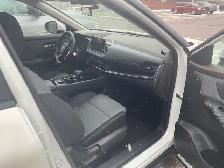 2023 Nissan Rogue - Photo 4