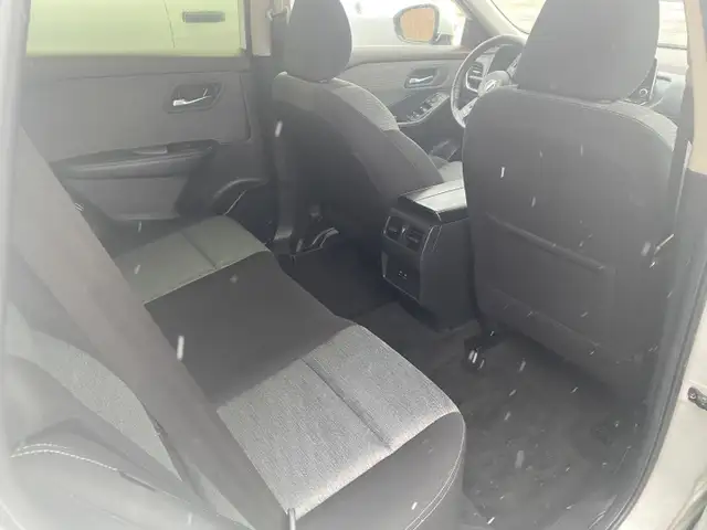 2023 Nissan Rogue - Photo 6