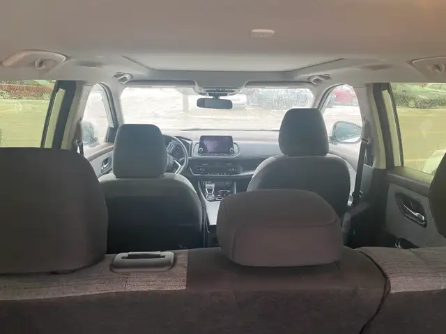 2023 Nissan Rogue - Photo 9