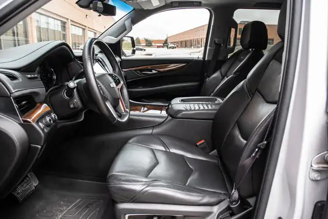 2017 Cadillac Escalade ESV PREMIUM LUXURY|NAV|SUNROOF|ACC|LANE K - Photo 8