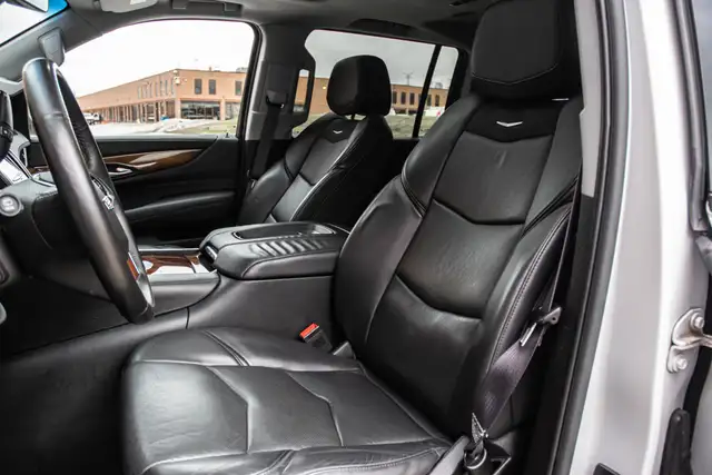 2017 Cadillac Escalade ESV PREMIUM LUXURY|NAV|SUNROOF|ACC|LANE K - Photo 9