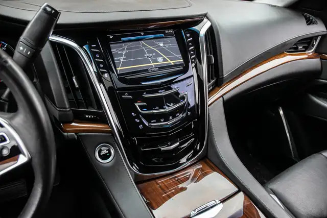 2017 Cadillac Escalade ESV PREMIUM LUXURY|NAV|SUNROOF|ACC|LANE K - Photo 21
