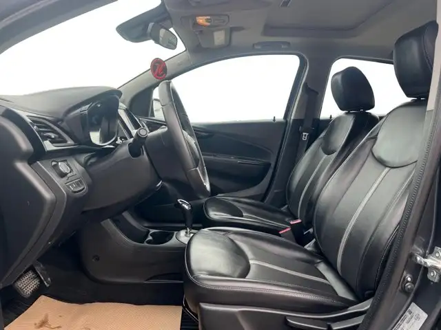 2022 Chevrolet Spark 2LT - Photo 12