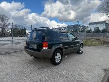 2002 FORD ESCAPE XLT 4WD AUTOMATIC A/C LEATHER MOONROOF ALLOYS ! - Photo 3
