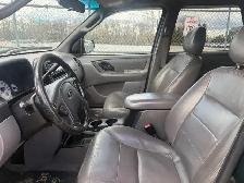 2002 FORD ESCAPE XLT 4WD AUTOMATIC A/C LEATHER MOONROOF ALLOYS ! - Photo 7