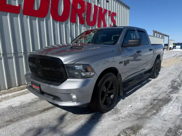 2020 RAM 1500 Classic Crew Cab 4WD - Photo 8