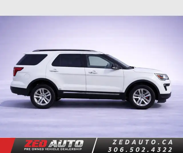 2018 Ford Explorer XLT AWD | Low KMS - Photo 2