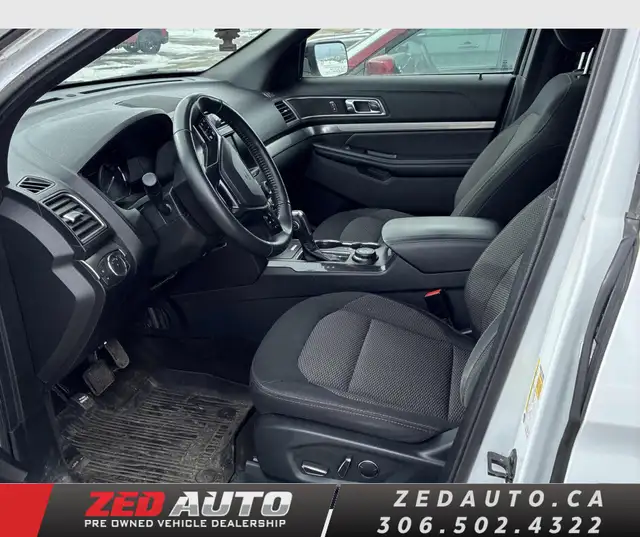 2018 Ford Explorer XLT AWD | Low KMS - Photo 5