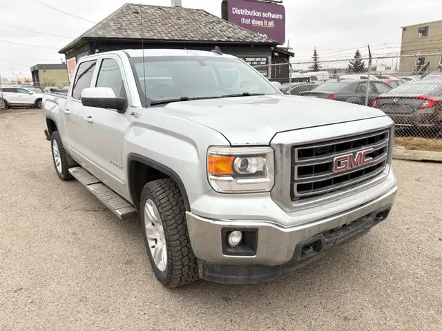 2015 GMC Sierra 1500 4WD Crew Cab 143.5' SLE