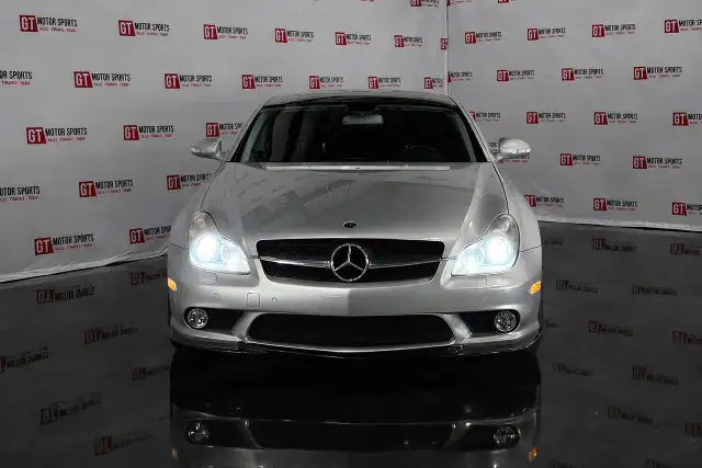 2006 Mercedes-Benz CLS-Class CLS55 AMG | CLEAN CARFAX | SERVICE - Photo 2