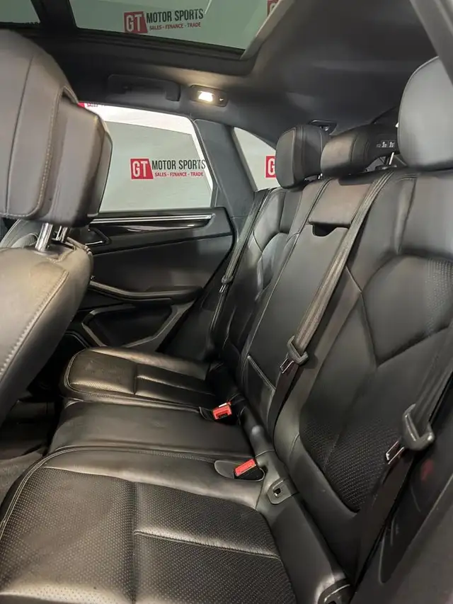 2017 Porsche Macan MACAN S | PANO ROOF | 3.0L V6 | 340HP - Photo 8