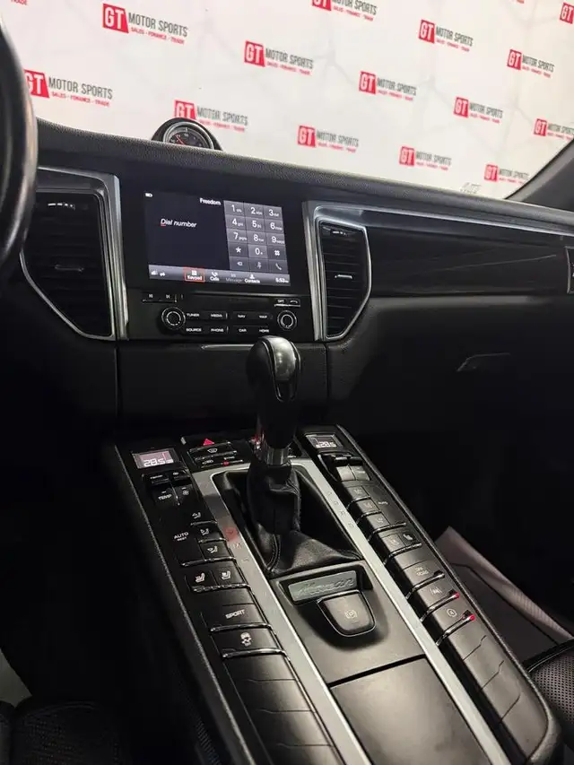 2017 Porsche Macan MACAN S | PANO ROOF | 3.0L V6 | 340HP - Photo 16