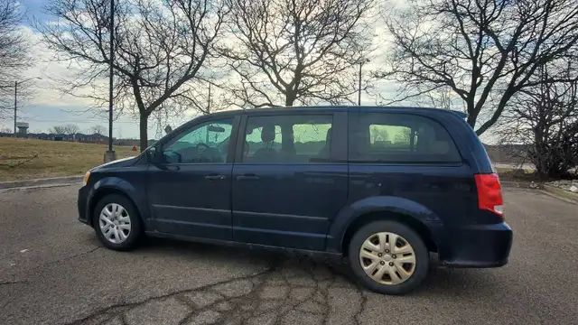 2015 Dodge Caravan - Photo 2