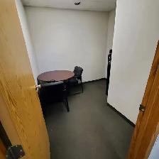 Office Space Inside Computer Shop For Cell/Tablet Repair/Sales - Photo 3