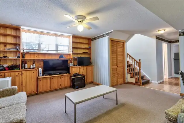 Room For Rent Near Fleming College Lindsay - Photo 4