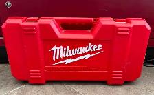 Milwaukee Corded 6519-30 Sawzall in Case - Photo 3