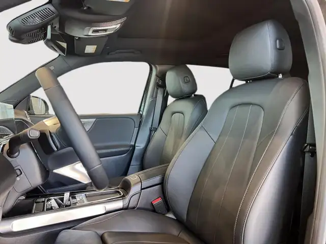 2024 Mercedes-Benz EQB300 4MATIC SUV One owner, no accidents, 3r - Photo 3