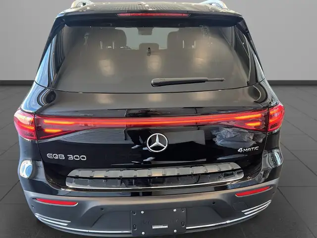 2024 Mercedes-Benz EQB300 4MATIC SUV One owner, no accidents, 3r - Photo 14