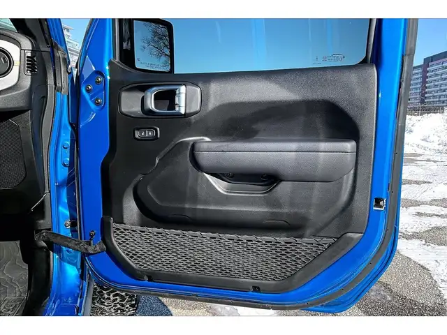 2024 Jeep Wrangler Willys 4Dr | Heated Seats | 12.3\' NAV | Tow - Photo 17
