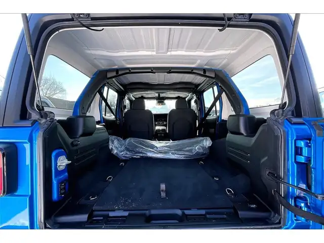 2024 Jeep Wrangler Willys 4Dr | Heated Seats | 12.3\' NAV | Tow - Photo 25