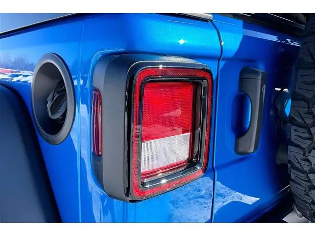 2024 Jeep Wrangler Willys 4Dr | Heated Seats | 12.3\' NAV | Tow - Photo 28