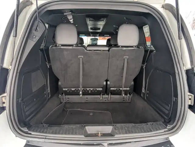 2017 Dodge Grand Caravan GT WITH FULL STOW-N-GO/LEATHER! - Photo 7