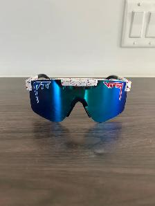 Pit Viper Glasses - Photo 3