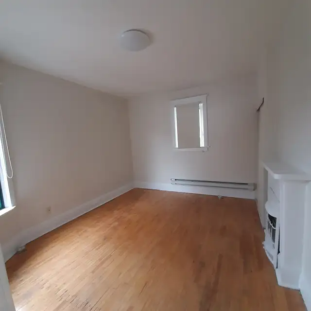 Roncesvalles / High Park apartment for rent - Photo 5