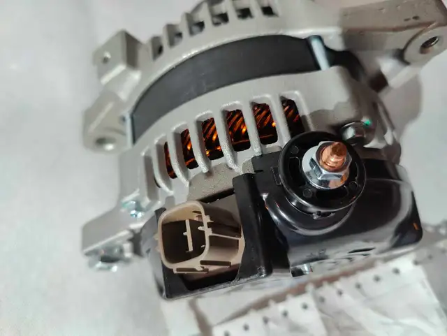 TOYOTA COROLLA alternator