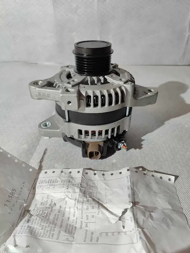 TOYOTA COROLLA alternator - Photo 2