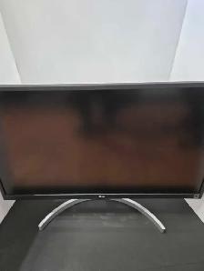 LG 27' 4K Monitor 27UL500-W