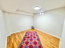 2 BED   1 BATH BASEMENT UNIT IN RICHMOND HILL - Photo 8