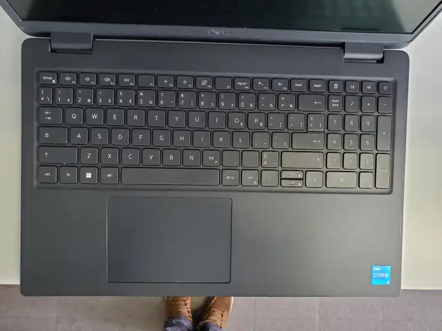 Laptop Dell 3520,i5 11ème gén,16GB,256GB,Windows 11 - Photo 2