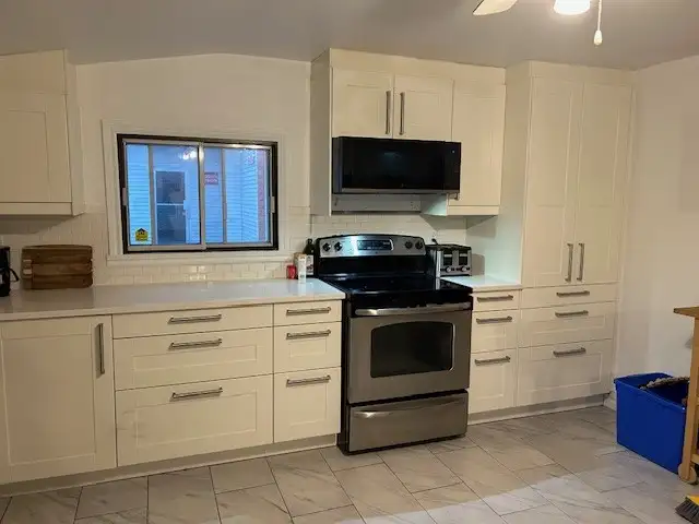 Room for rent in spacious apartment - Chambre a louer - Photo 8