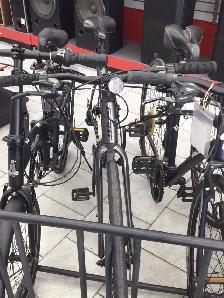 vélo gris giant - Photo 2